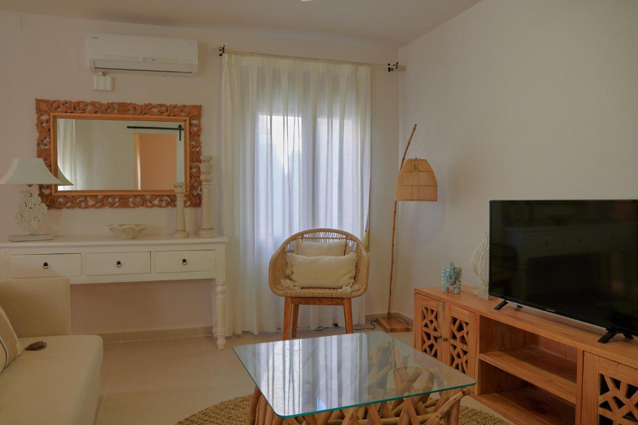 Dharma Experience Cambrils Facebook Apartamento Exterior foto
