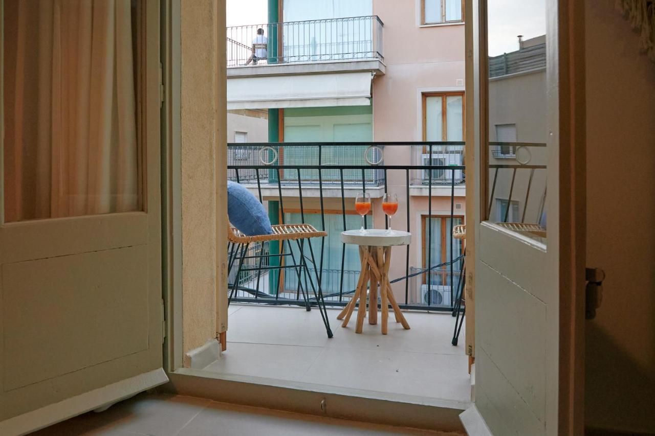 Dharma Experience Cambrils Facebook Apartamento Exterior foto